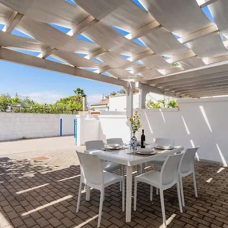 Holiday home Giardino Dei Pini By Barbarhouse Torre San Giovanni Ugento